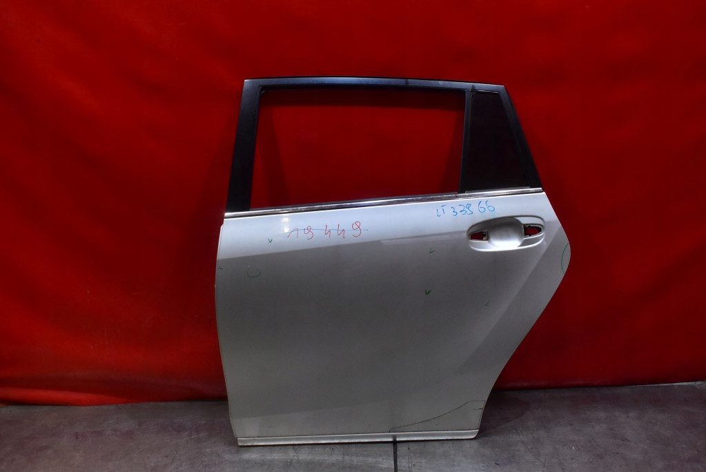 Toyota Verso AR2 Tür Hinten Links Door Porta Porte - Thumbnail 1