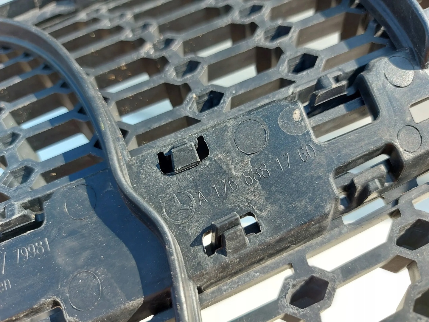 Mercedes-Benz A-Klasse W176 Kühlergrill FRONTGRILL Kühlergitter A1768881760 - Thumbnail 10