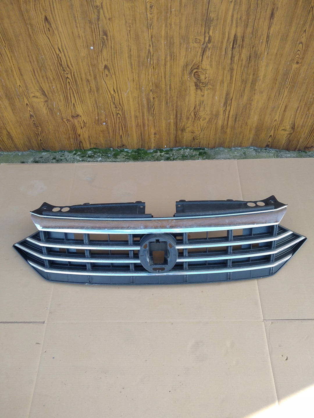VW Jetta 17A Kühlergrill FRONTGRILL Kühlergitter 17A853653E - Thumbnail 1