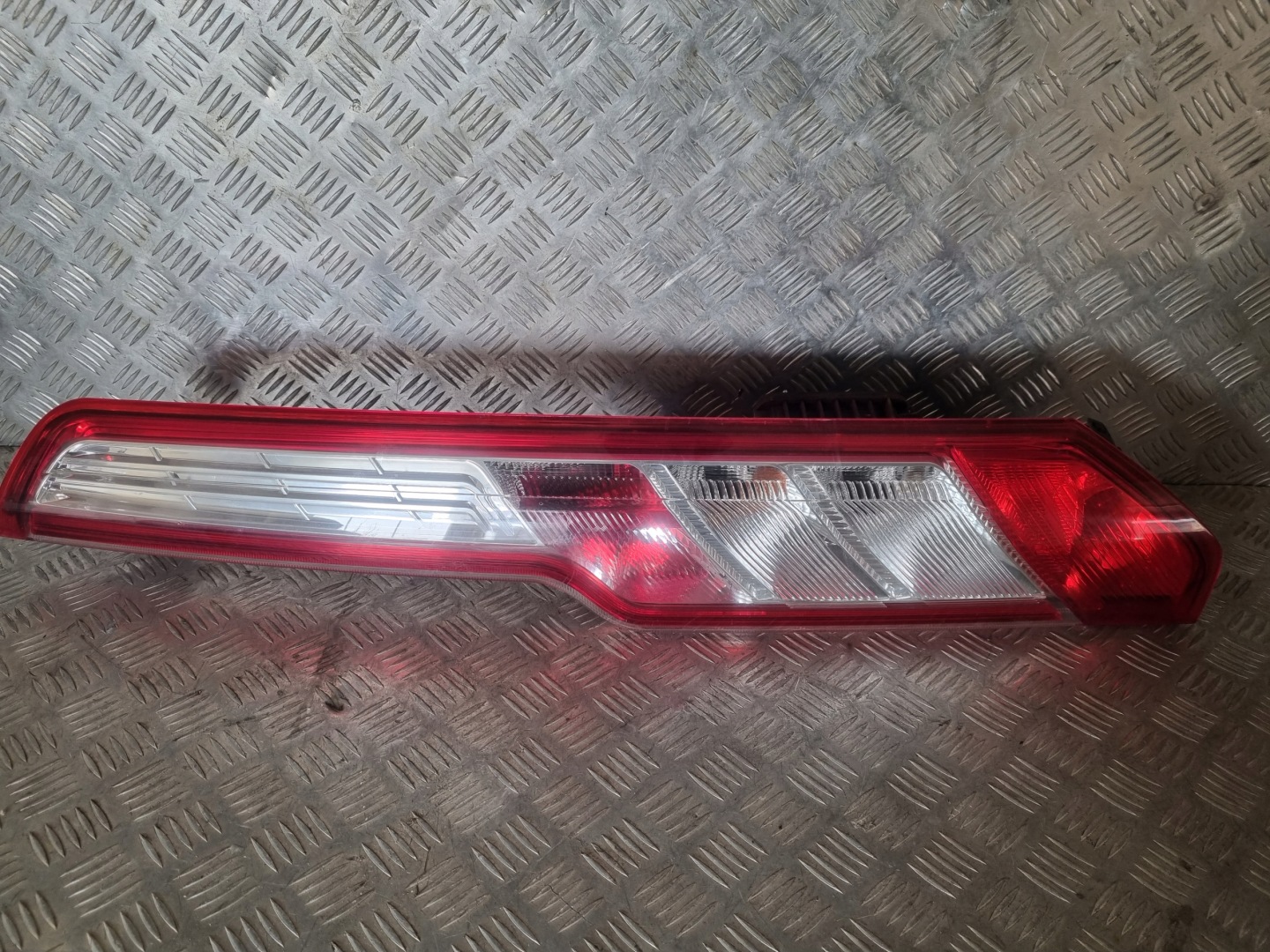 Ford Transit Custom 1 Mk1 Rückleuchte BK2113404AG Rearlamp - Thumbnail 2