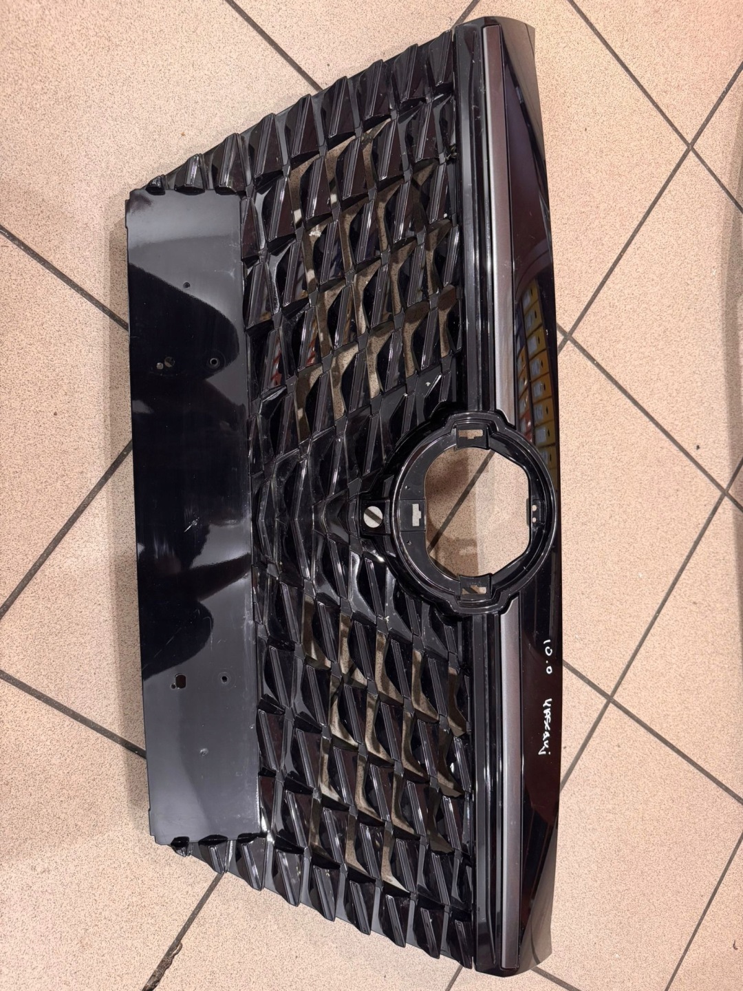 Nissan Qashqai J12 Kühlergrill FRONTGRILL Kühlergitter 62310HN10A - Thumbnail 1