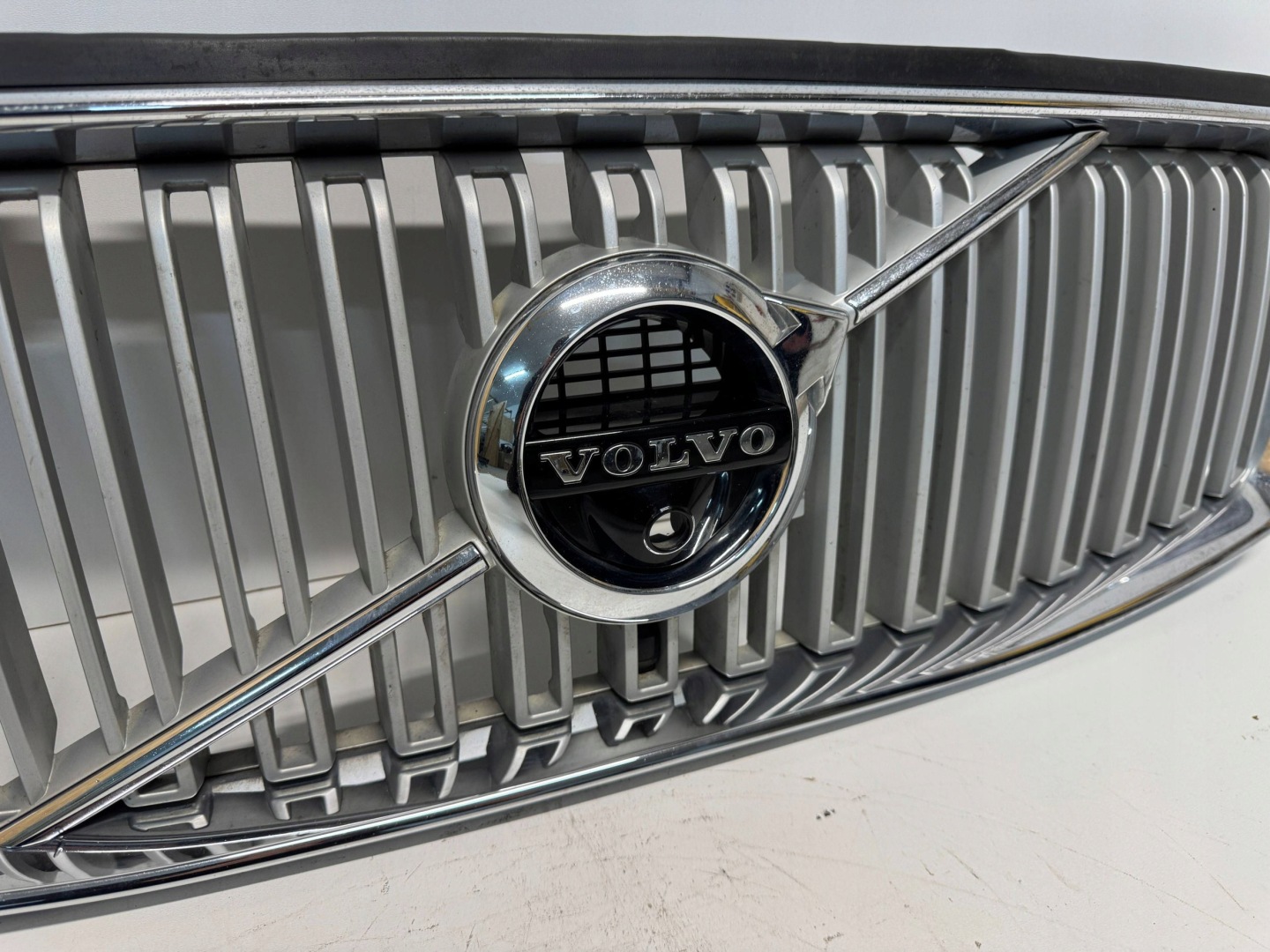 Volvo XC90 Kühlergrill FRONTGRILL Kühlergitter 31425933 - Thumbnail 4