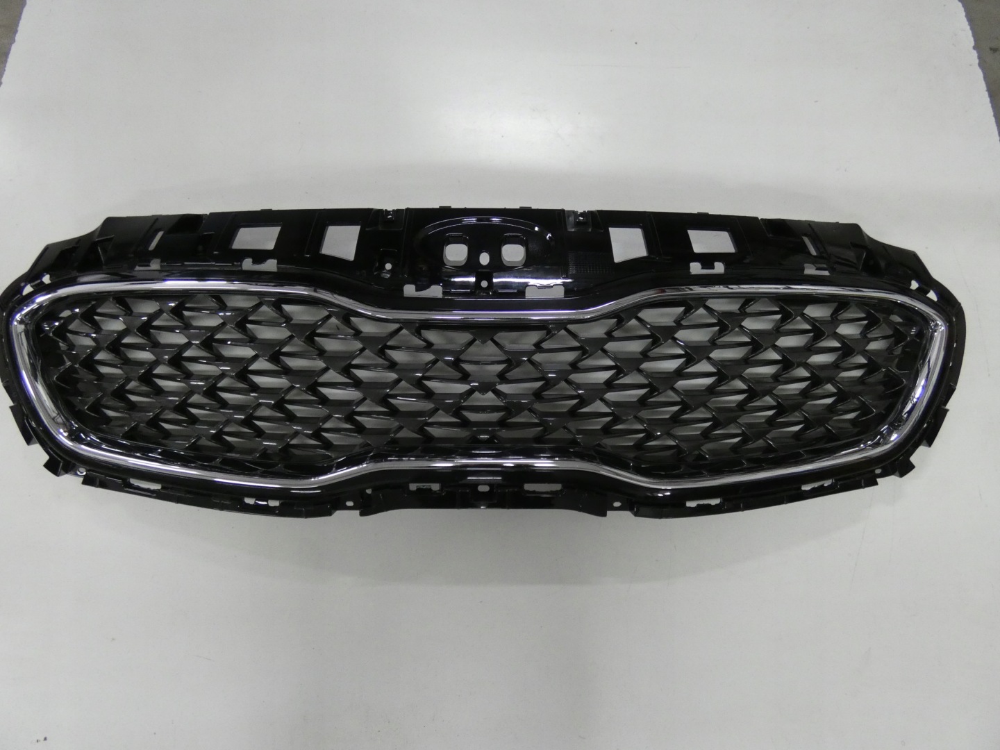 Kia Sportage JA Kühlergrill FRONTGRILL Kühlergitter - Image 1