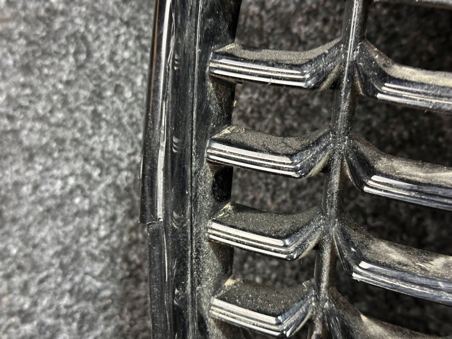 Volvo XC60 Kühlergrill FRONTGRILL Kühlergitter 32133812 - Thumbnail 4