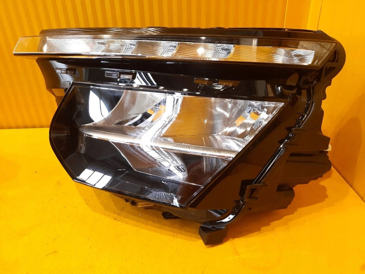 Frontscheinwerfer Skoda Kamiq 656 656941015B LED Links Scheinwerfer Headlight - Thumbnail 1