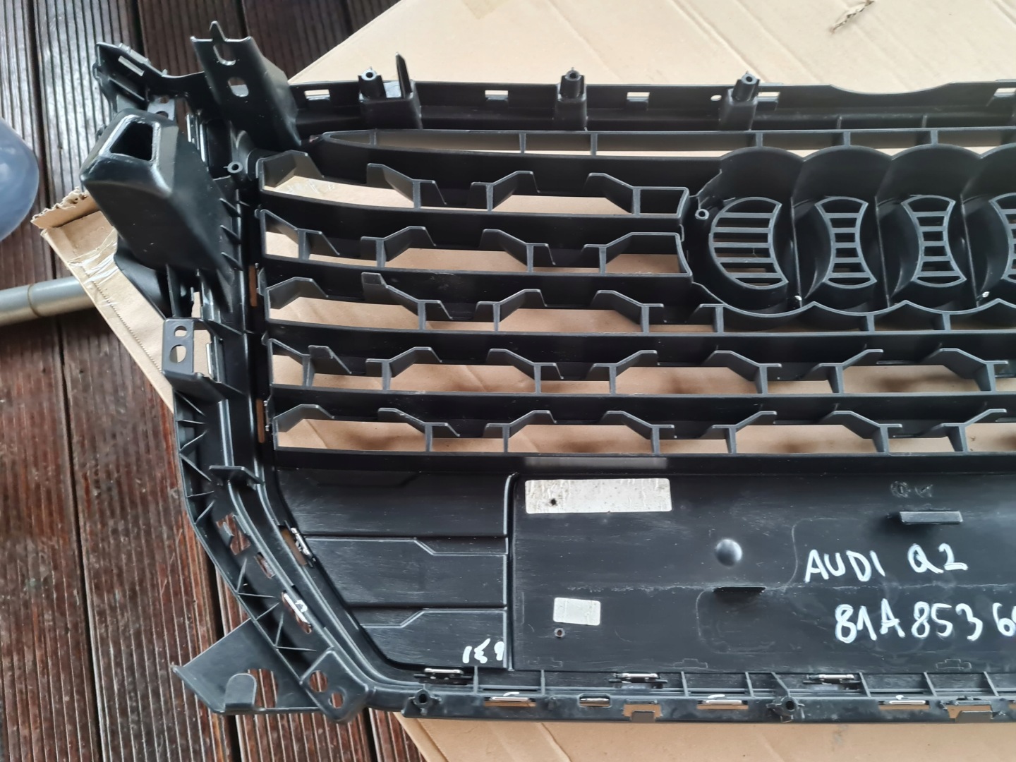 Audi Q2 Kühlergrill FRONTGRILL Kühlergitter 81A853651 - Thumbnail 9