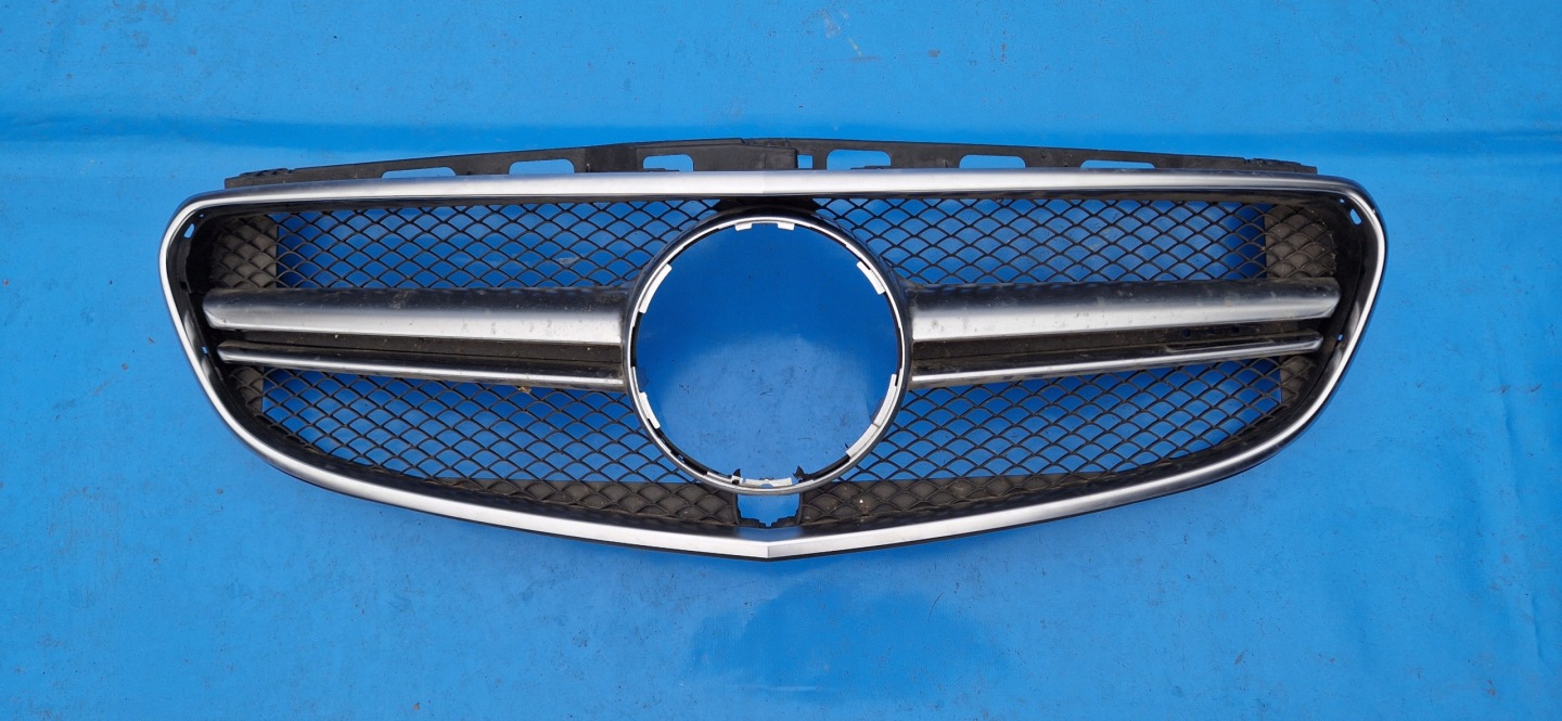 Mercedes-Benz E-Klasse W212 Kühlergrill FRONTGRILL Kühlergitter A2128855165 - Thumbnail 1