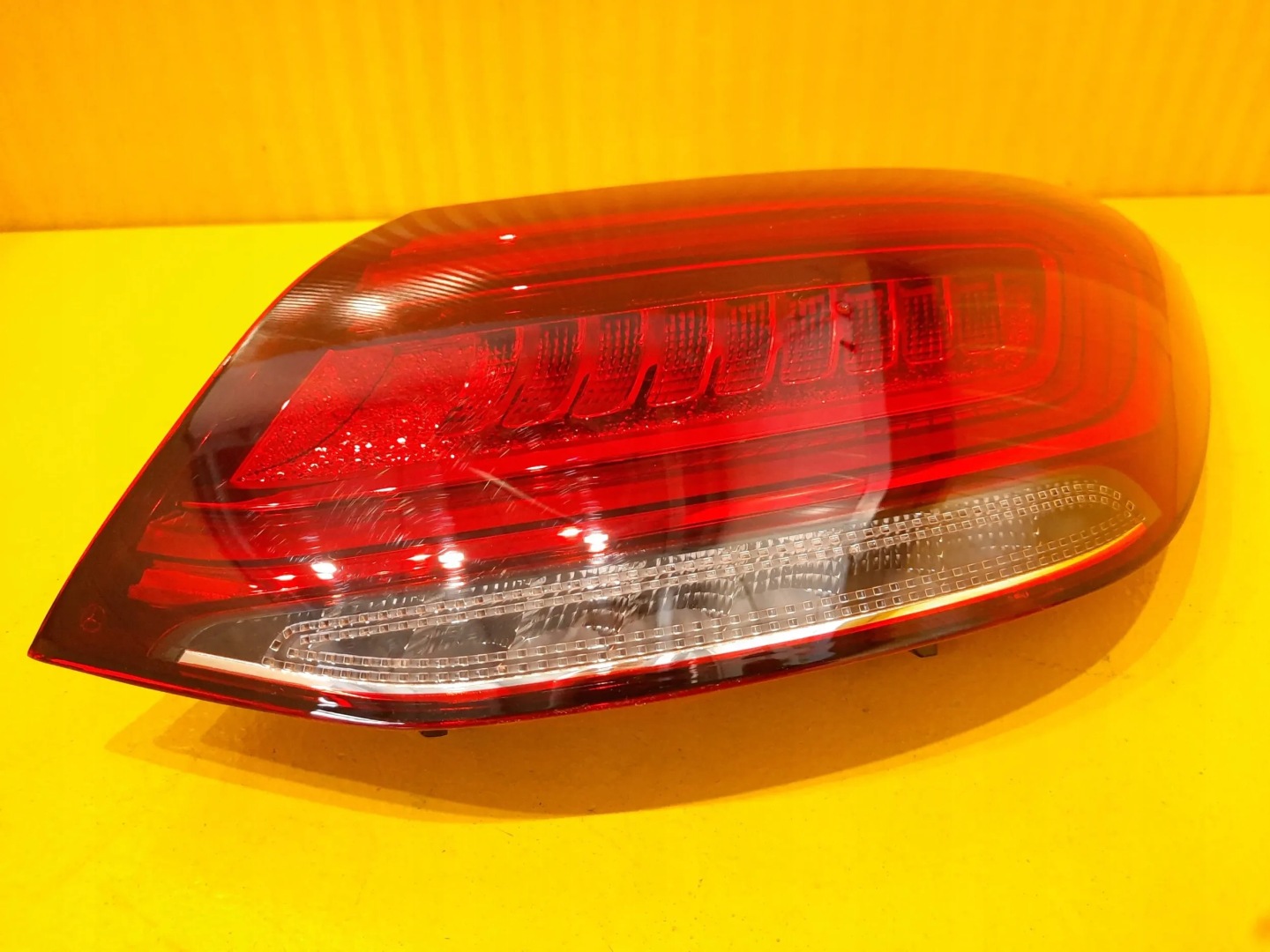 Mercedes-Benz CLS W218 Rückleuchte A2579062700 Rearlamp - Thumbnail 1