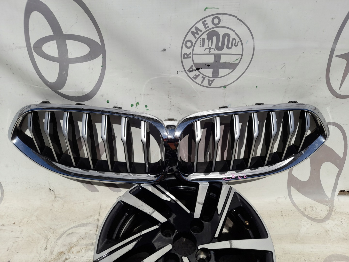 BMW 8 G14 Kühlergrill FRONTGRILL Kühlergitter 1929761 - Thumbnail 1