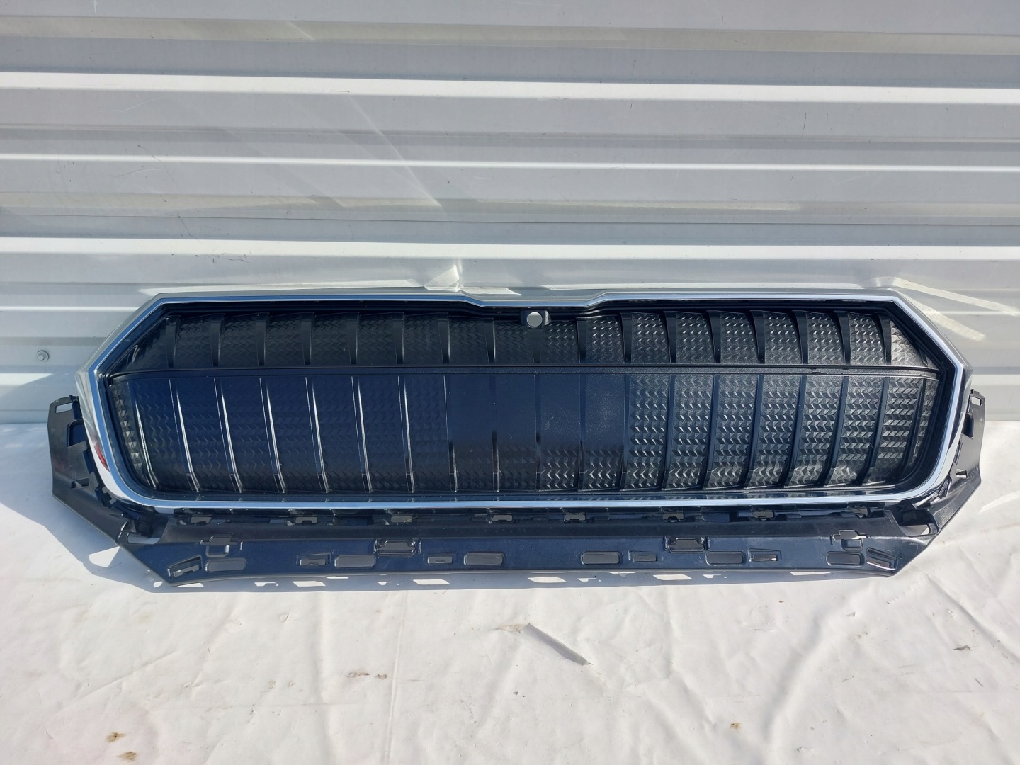 Skoda Enyaq 5LA Kühlergrill FRONTGRILL Kühlergitter 5LA853653AT - Thumbnail 1