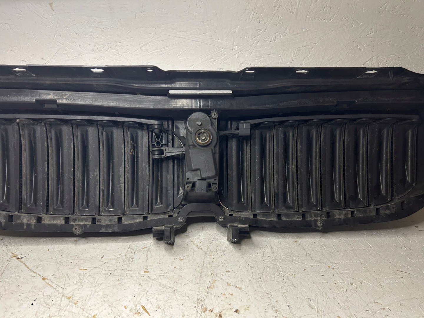 BMW 5 G31 Kühlergrill FRONTGRILL Kühlergitter - Thumbnail 7