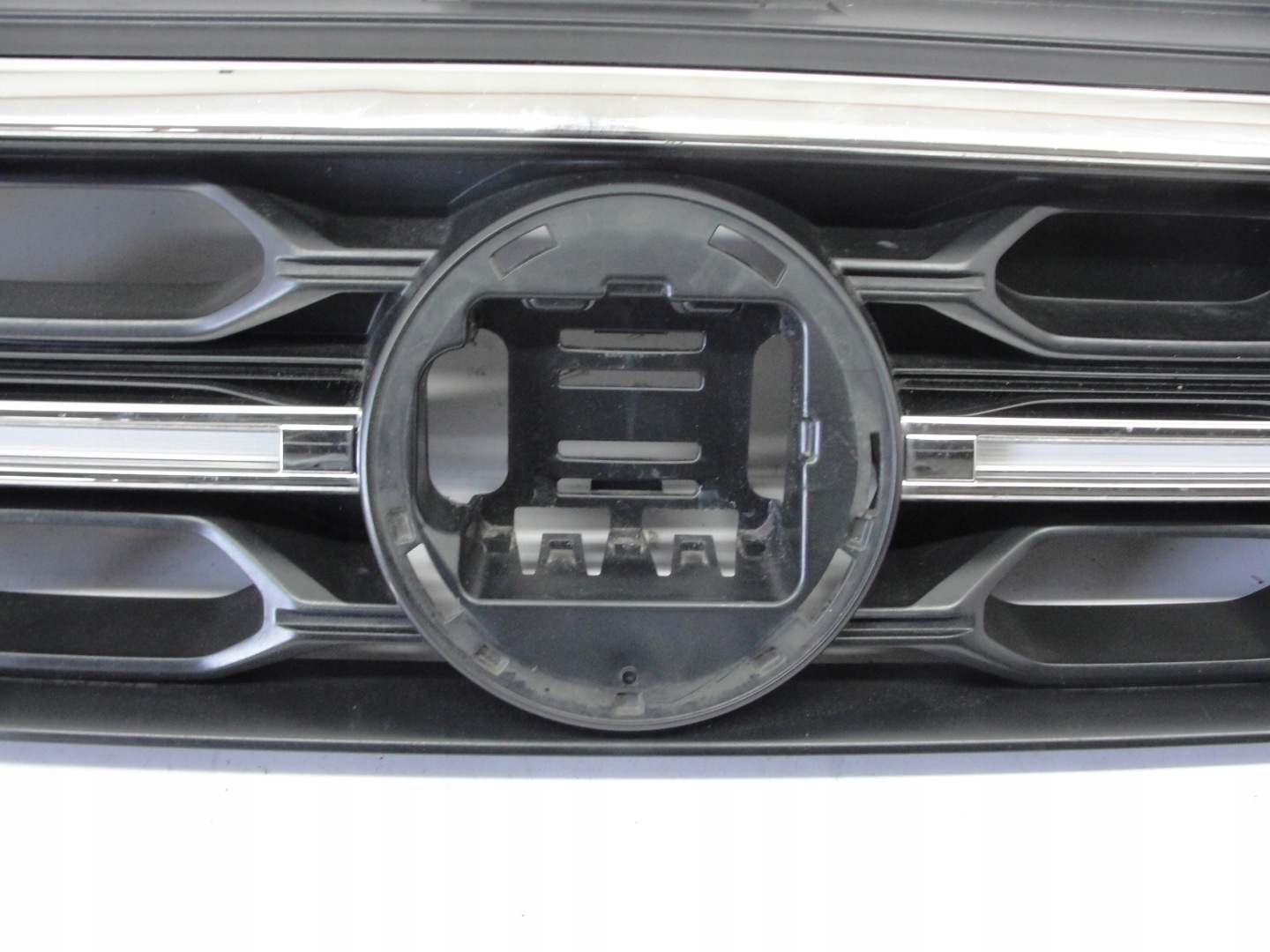 VW T-Roc A1 Kühlergrill FRONTGRILL Kühlergitter 2GA853653H - Thumbnail 2