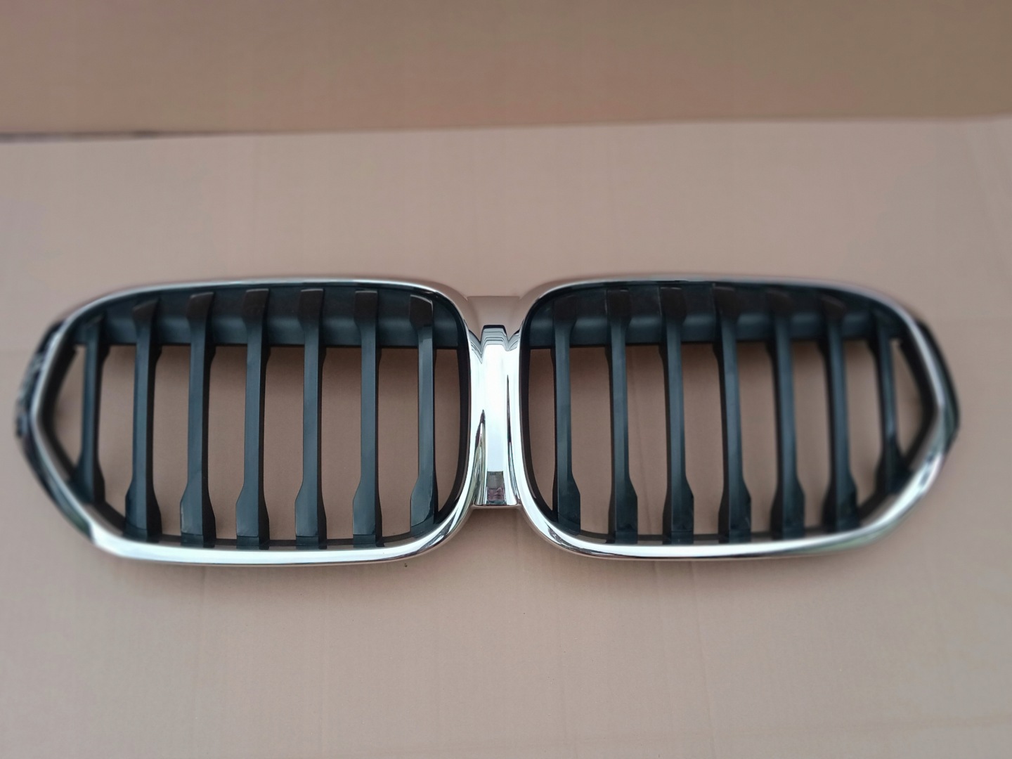 BMW X1 F48 Kühlergrill FRONTGRILL Kühlergitter 8493450 - Thumbnail 1