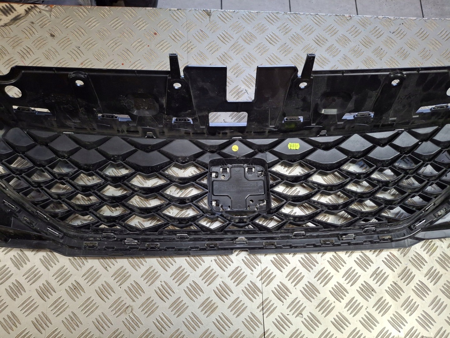 SEAT Ateca 575 Kühlergrill FRONTGRILL Kühlergitter 575853654P0 - Thumbnail 10