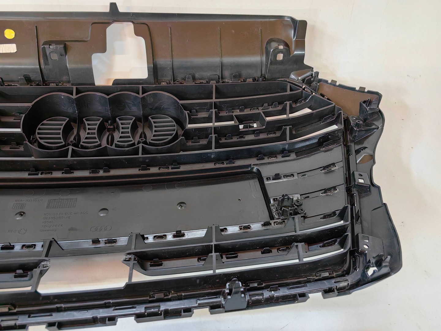 Audi 8V3 Kühlergrill FRONTGRILL Kühlergitter 8V3853651AE - Thumbnail 8