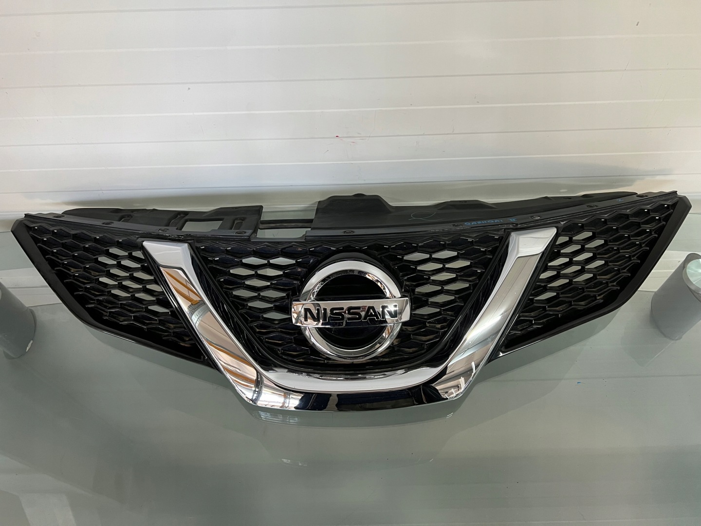 Nissan Qashqai J11 Kühlergrill FRONTGRILL Kühlergitter - Thumbnail 1