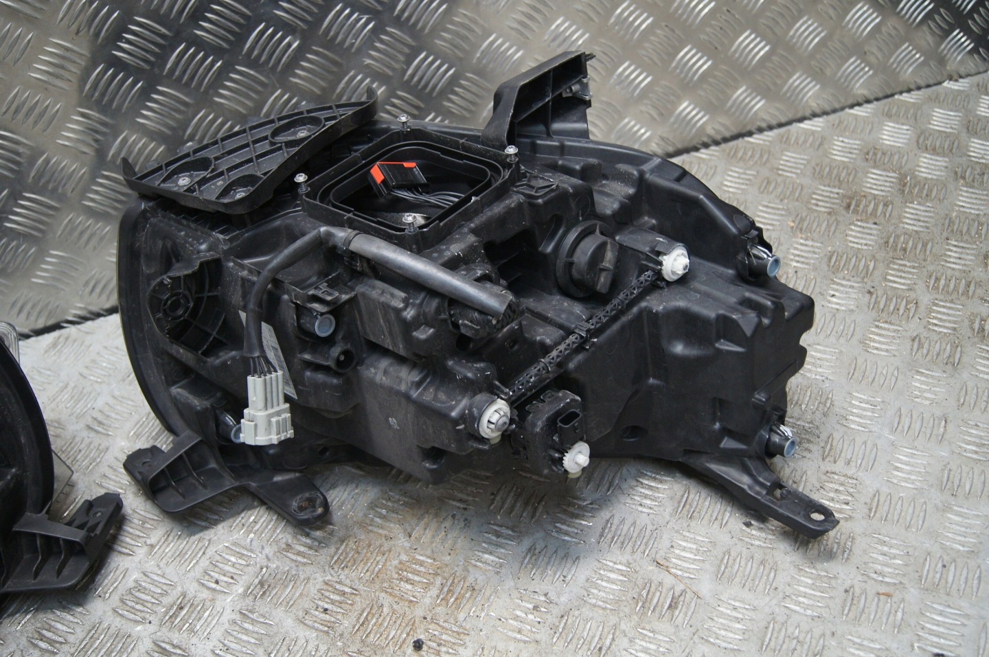 Frontscheinwerfer Mercedes-Benz X-Klasse W470 A4709060800 LED Links Headlight - Thumbnail 10