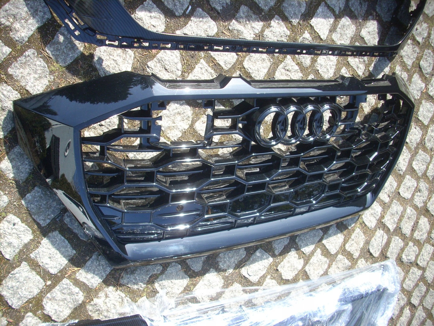 Audi Q8 Kühlergrill FRONTGRILL Kühlergitter 4M8853651BT - Thumbnail 10