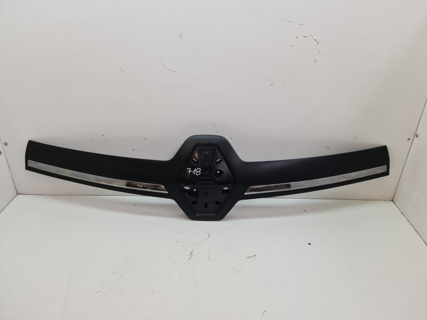 Renault Trafic L Kühlergrill FRONTGRILL Kühlergitter 628951918R - Thumbnail 1
