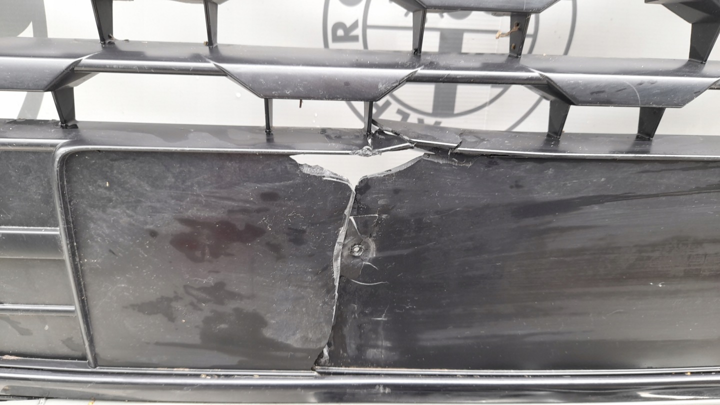 Audi Q2 Kühlergrill FRONTGRILL Kühlergitter - Thumbnail 5