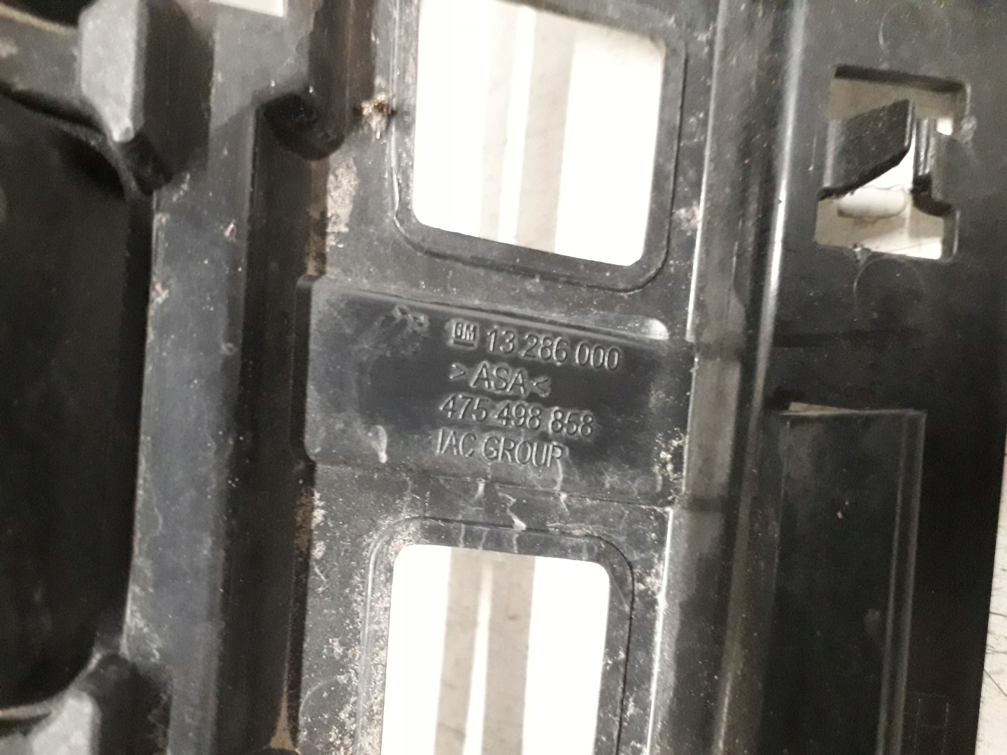 Opel Corsa Kühlergrill FRONTGRILL Kühlergitter 13286000 - Thumbnail 10