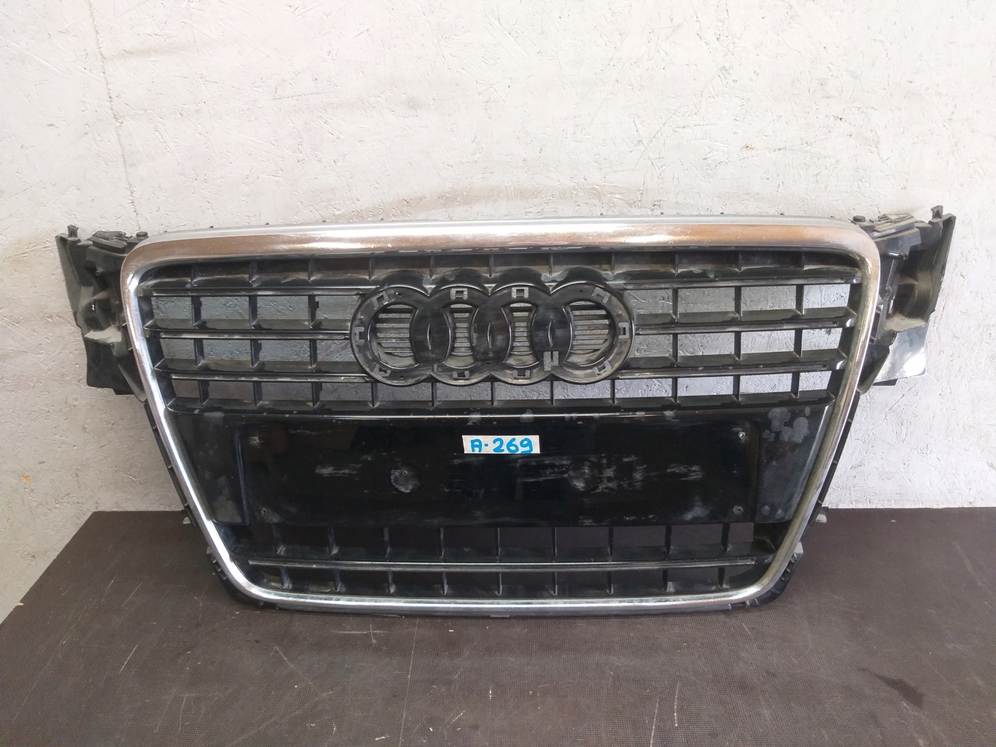 Audi A4 B8 Kühlergrill FRONTGRILL Kühlergitter 8K0853651 - Thumbnail 1