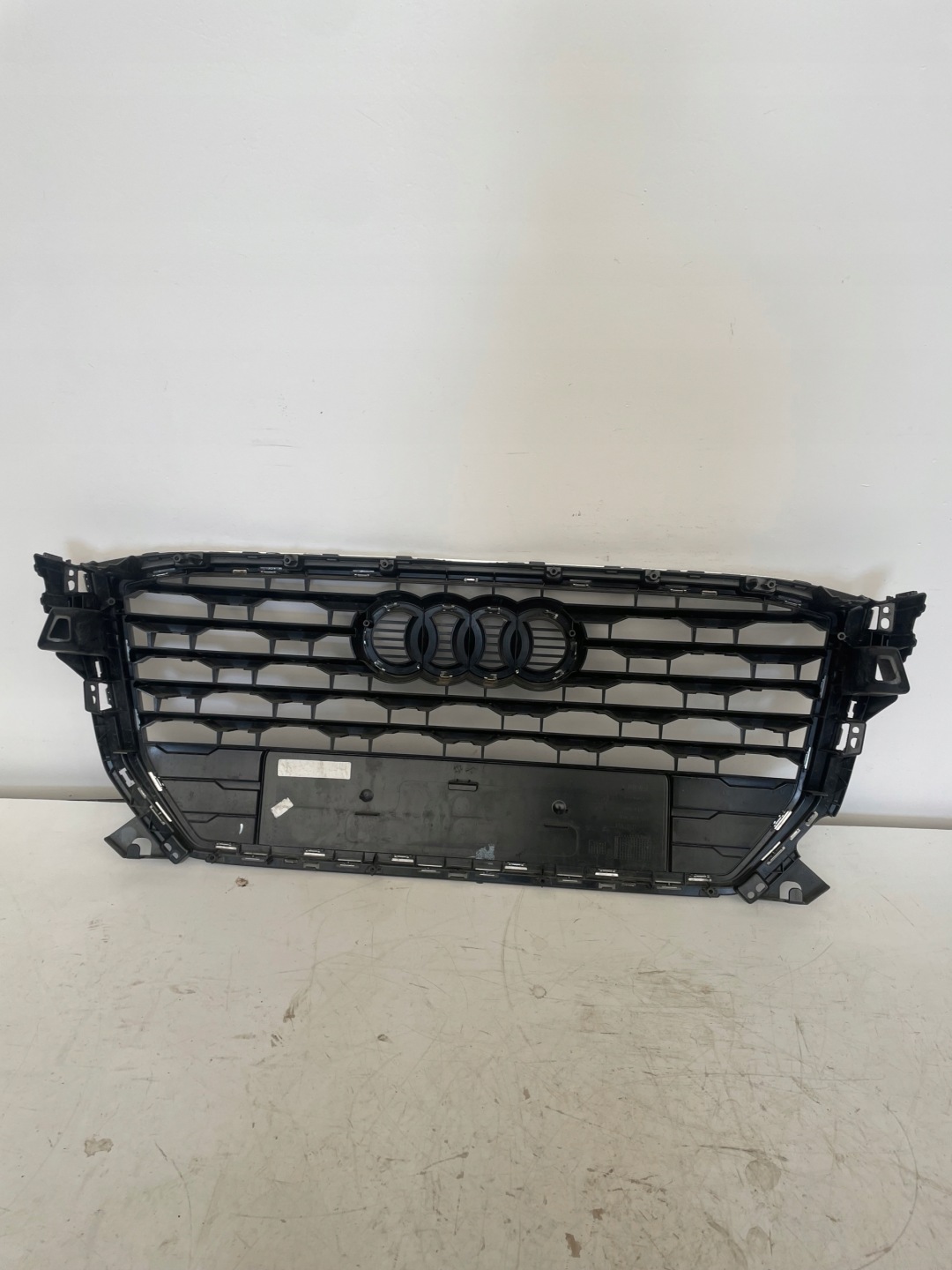 Audi Q2 Kühlergrill FRONTGRILL Kühlergitter 81A853651CA - Thumbnail 2