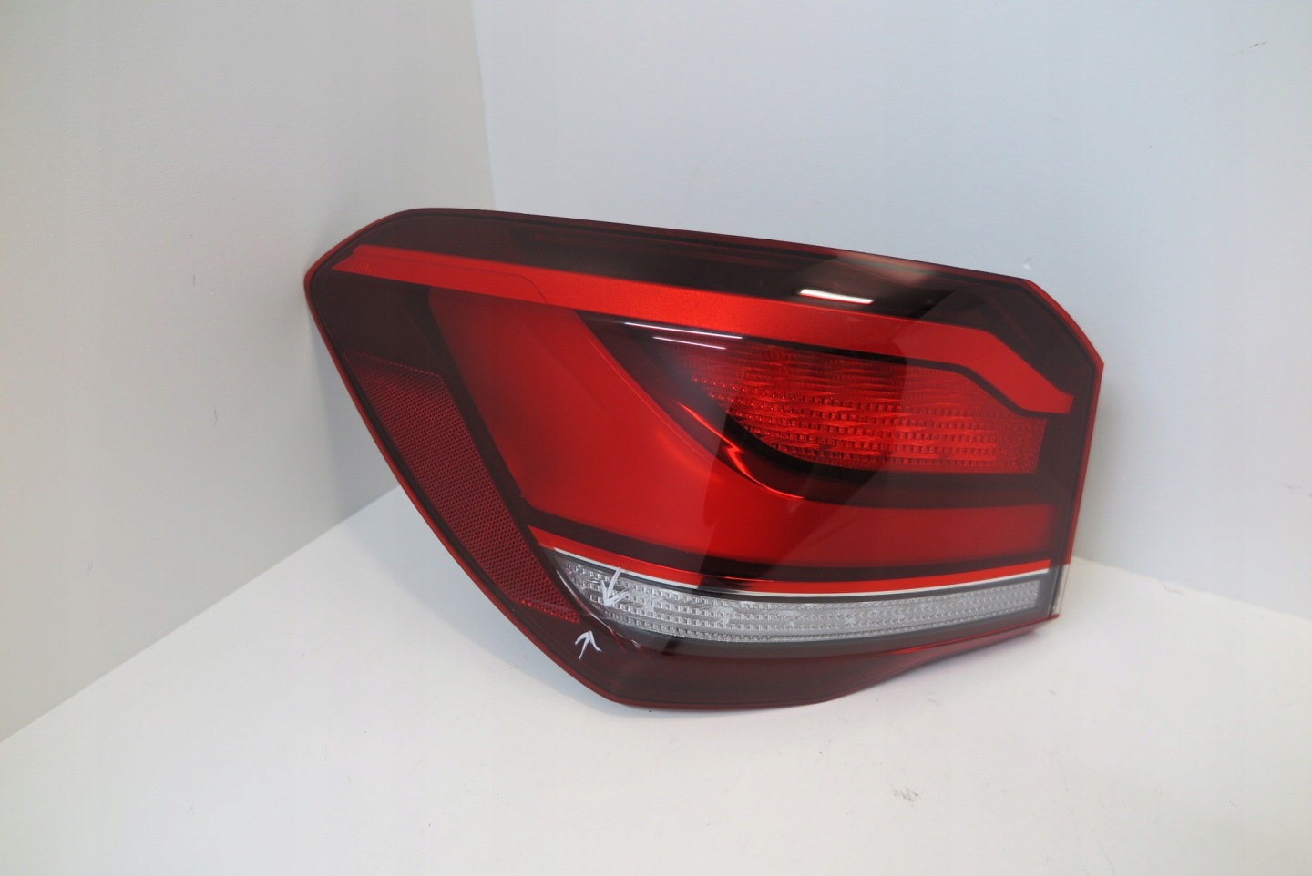 BMW X1 F48 Rückleuchte Rearlamp - Thumbnail 1