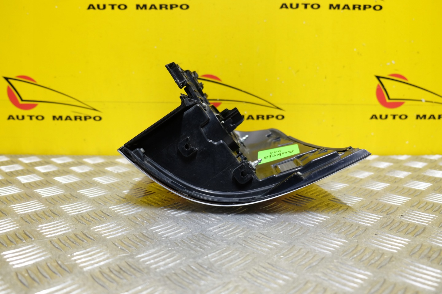 Toyota Land Cruiser J8/J10/J20 J8 Rückleuchte Rearlamp - Thumbnail 11