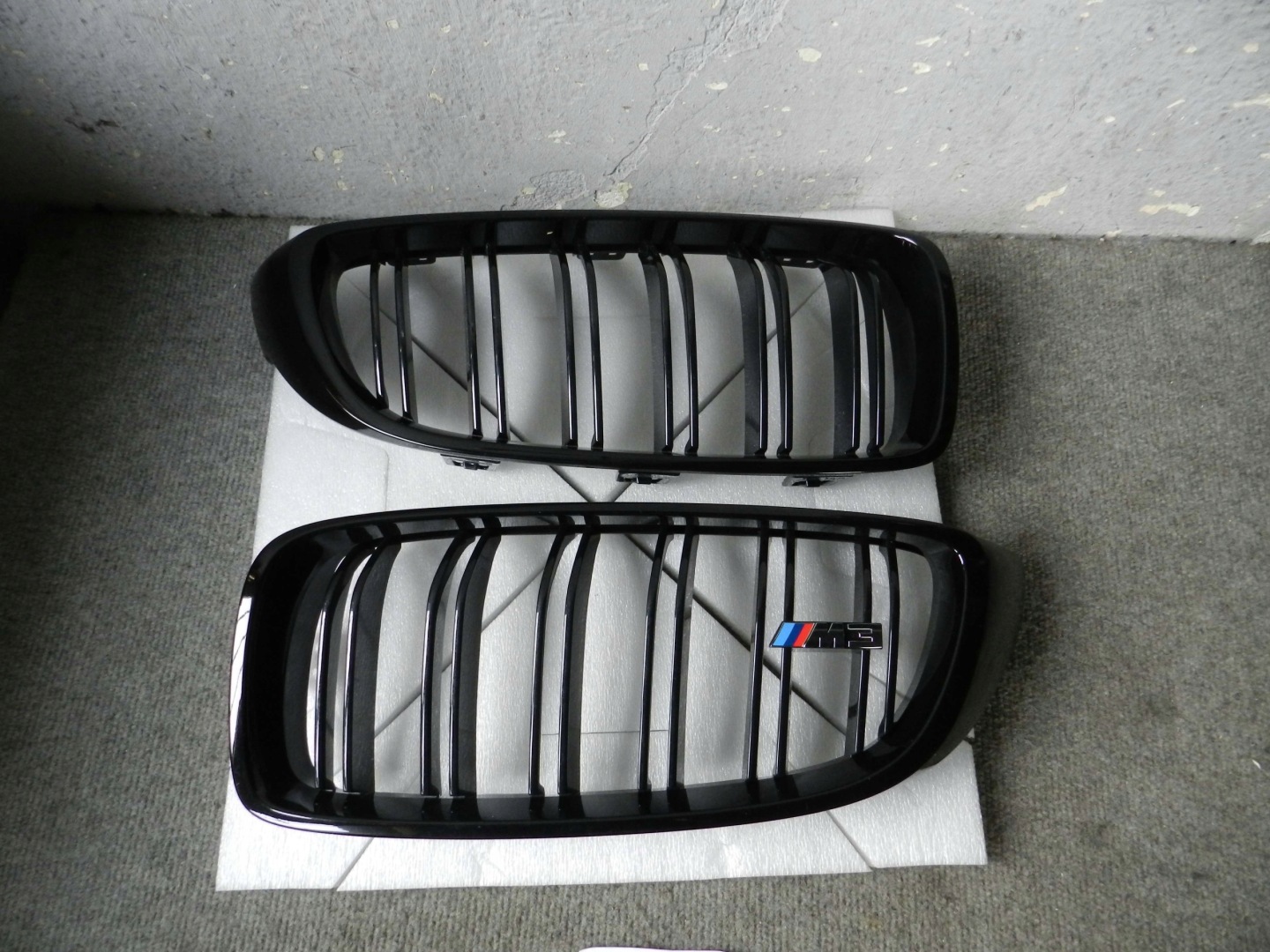 BMW 3 F80 Kühlergrill FRONTGRILL Kühlergitter 8068582 - Thumbnail 1