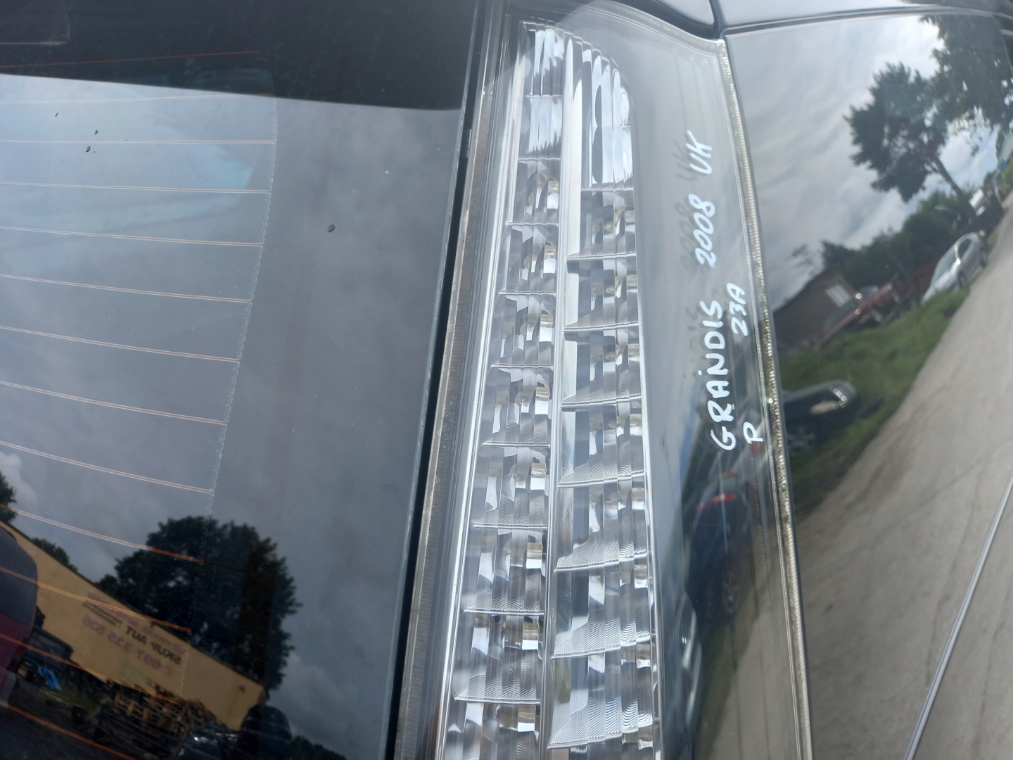 Mitsubishi Grandis NA0W Rückleuchte Rearlamp - Thumbnail 5