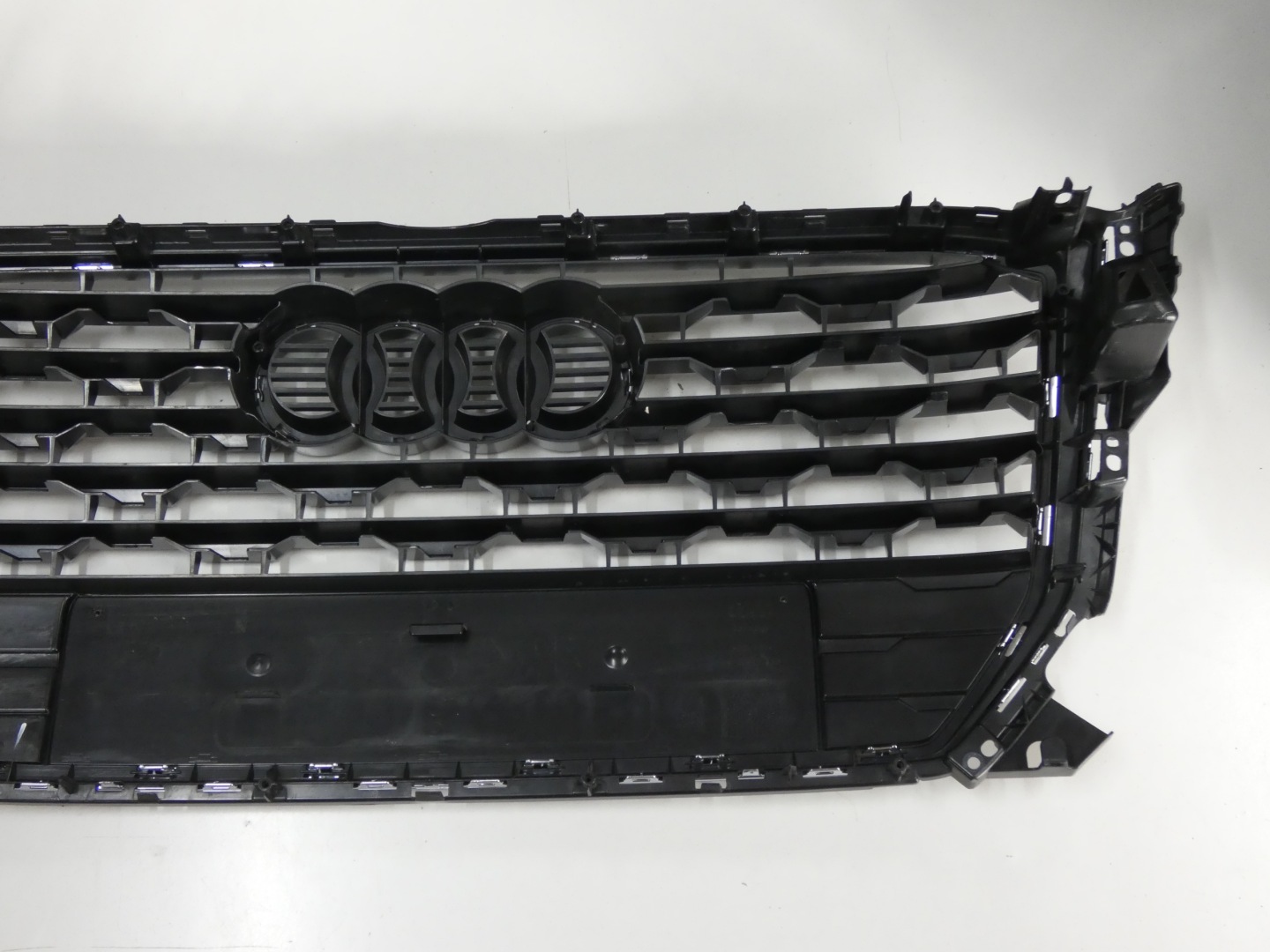 Audi 81A Kühlergrill FRONTGRILL Kühlergitter 81A853651 - Thumbnail 6