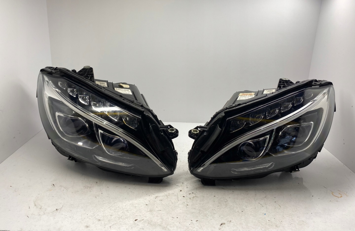 Frontscheinwerfer Mercedes-Benz C-Klasse W205 A2059069301 LED Links Headlight - Thumbnail 1