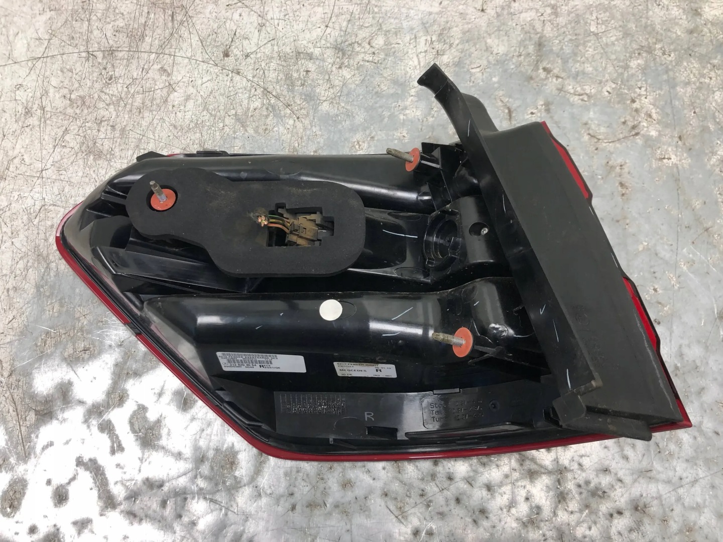 Mercedes-Benz E-Klasse W212 Rückleuchte A2128204064 Rearlamp - Thumbnail 4
