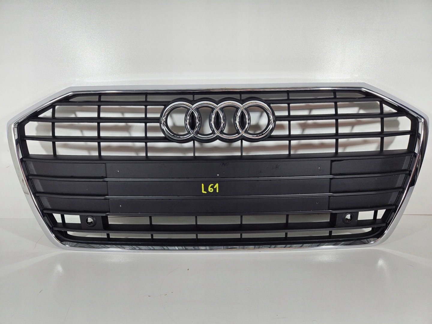 Audi A6 Kühlergrill FRONTGRILL Kühlergitter 4K0853651 - Thumbnail 1