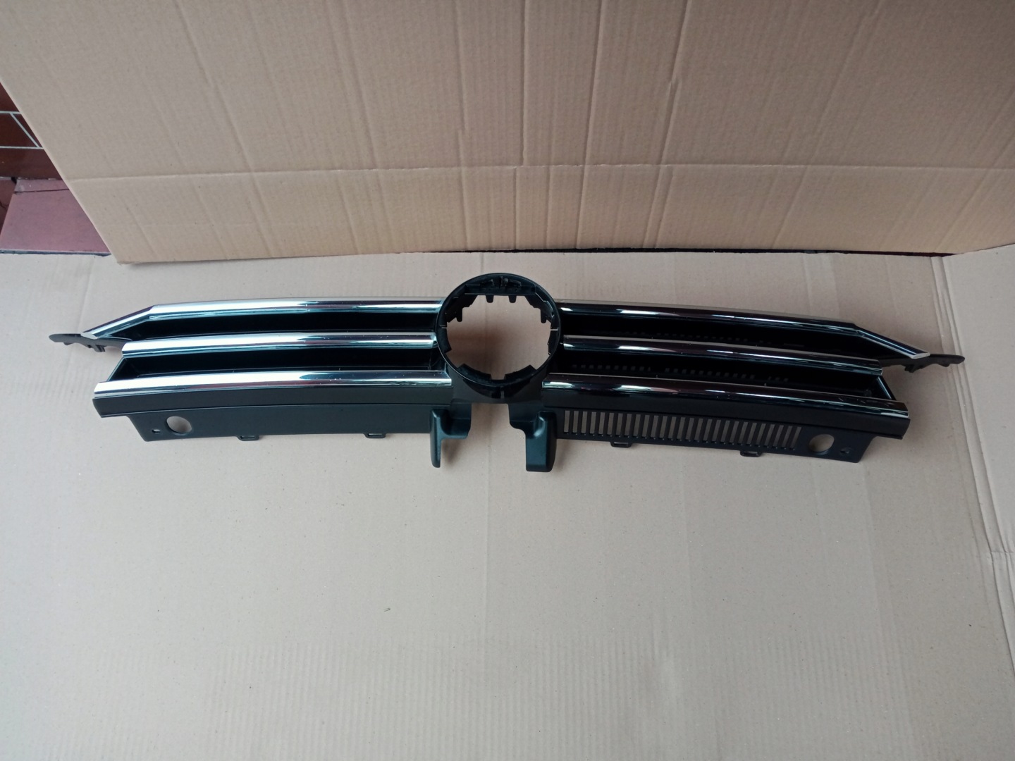 VW Touran 5T Kühlergrill FRONTGRILL Kühlergitter 5TA853651H - Thumbnail 5