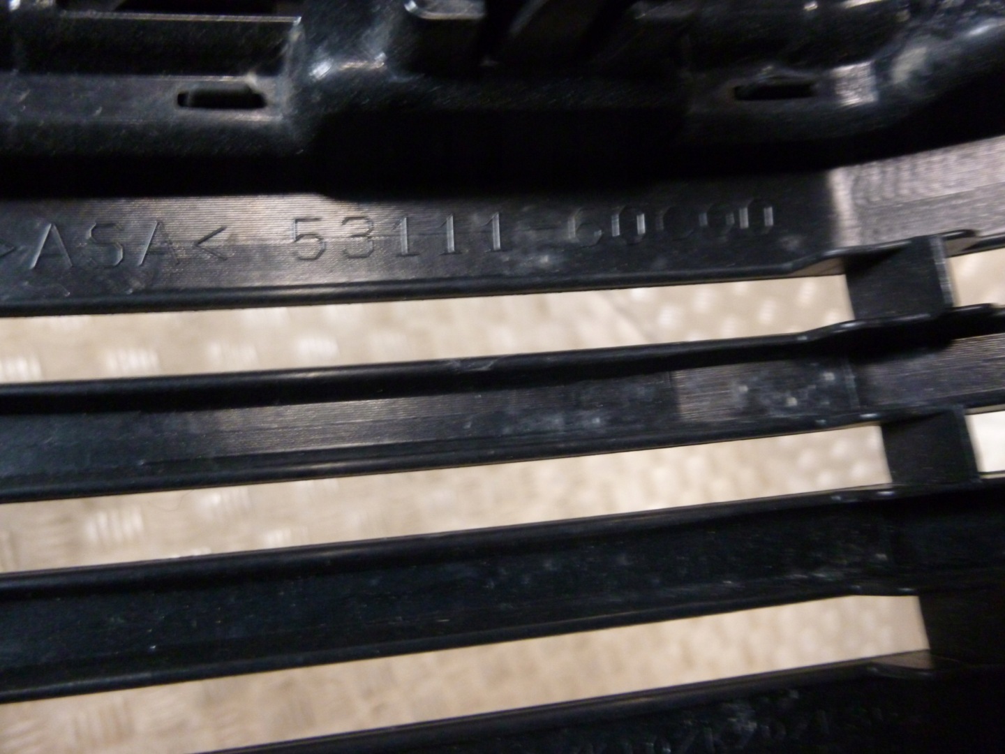 Toyota Land Cruiser J8/J10/J20 J8 Kühlergrill FRONTGRILL Kühlergitter 7531260050 - Thumbnail 6