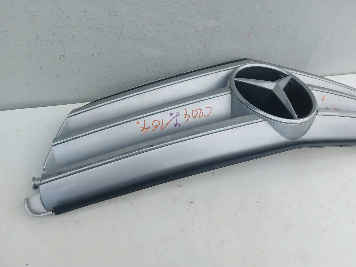 Mercedes-Benz C-Klasse W204 Kühlergrill FRONTGRILL Kühlergitter A2048800023 - Thumbnail 7