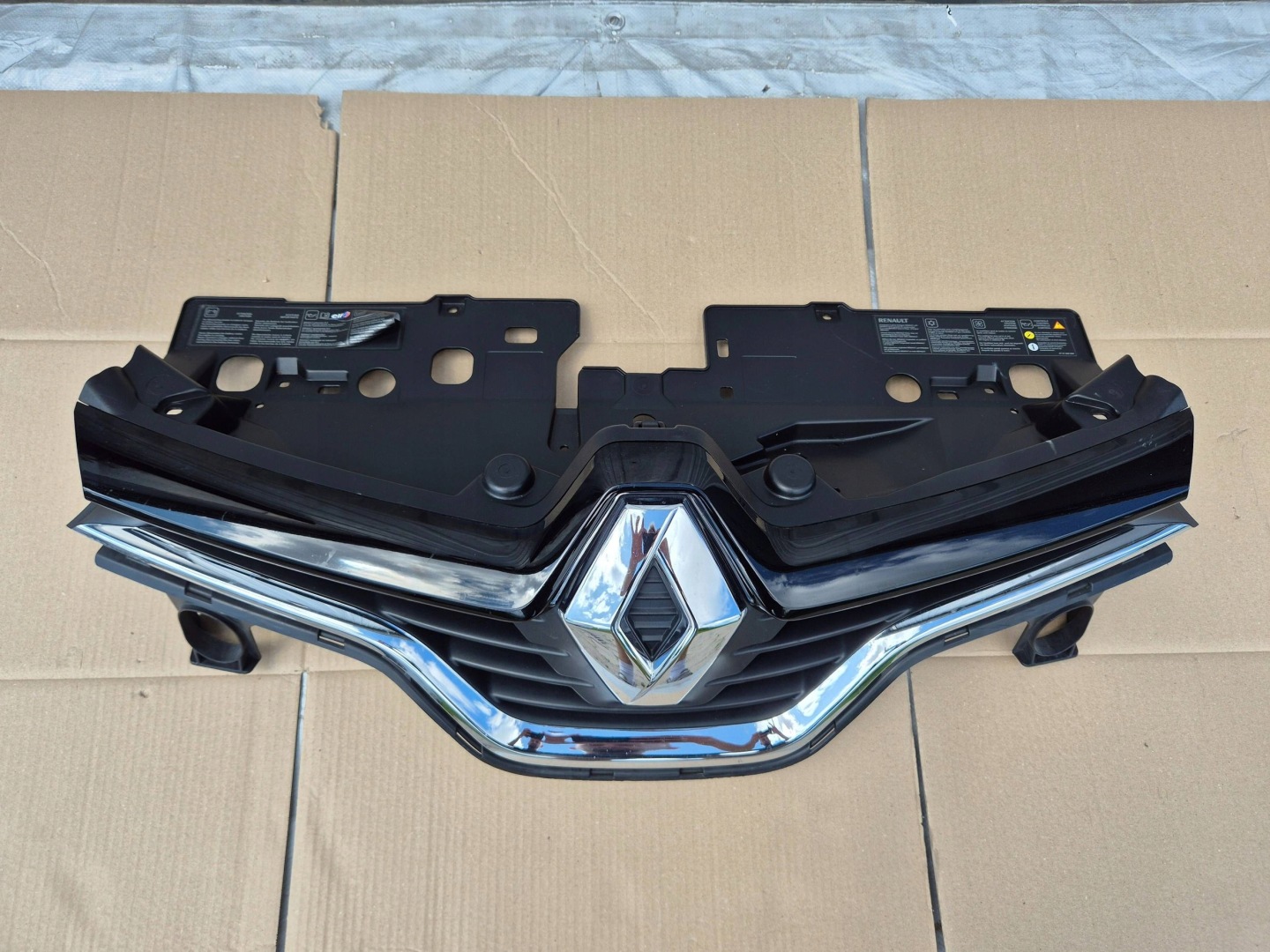 Renault Captur RJB Kühlergrill FRONTGRILL Kühlergitter - Thumbnail 1