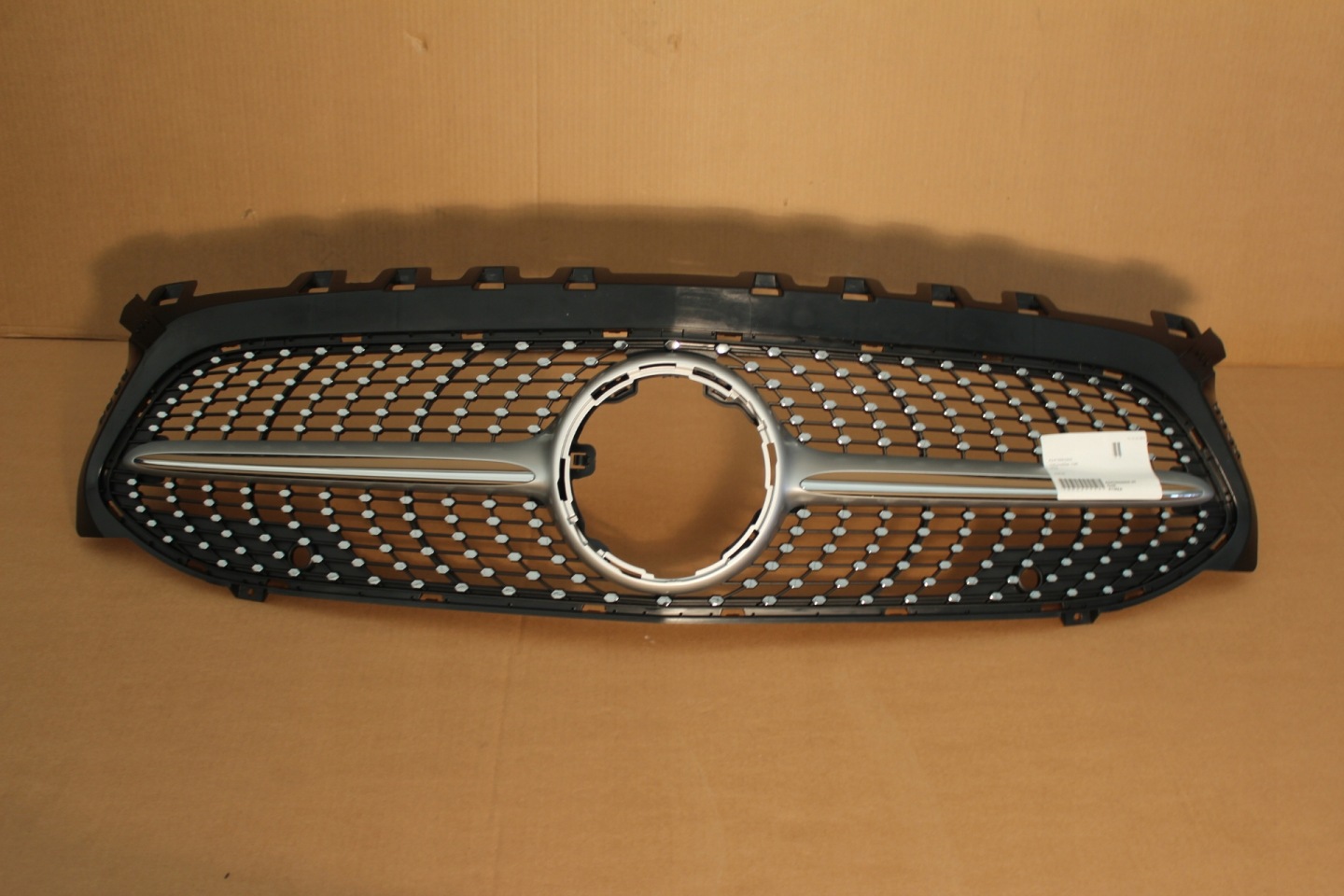 Mercedes-Benz B-Klasse W247 Kühlergrill FRONTGRILL Kühlergitter A2478882900 - Thumbnail 1