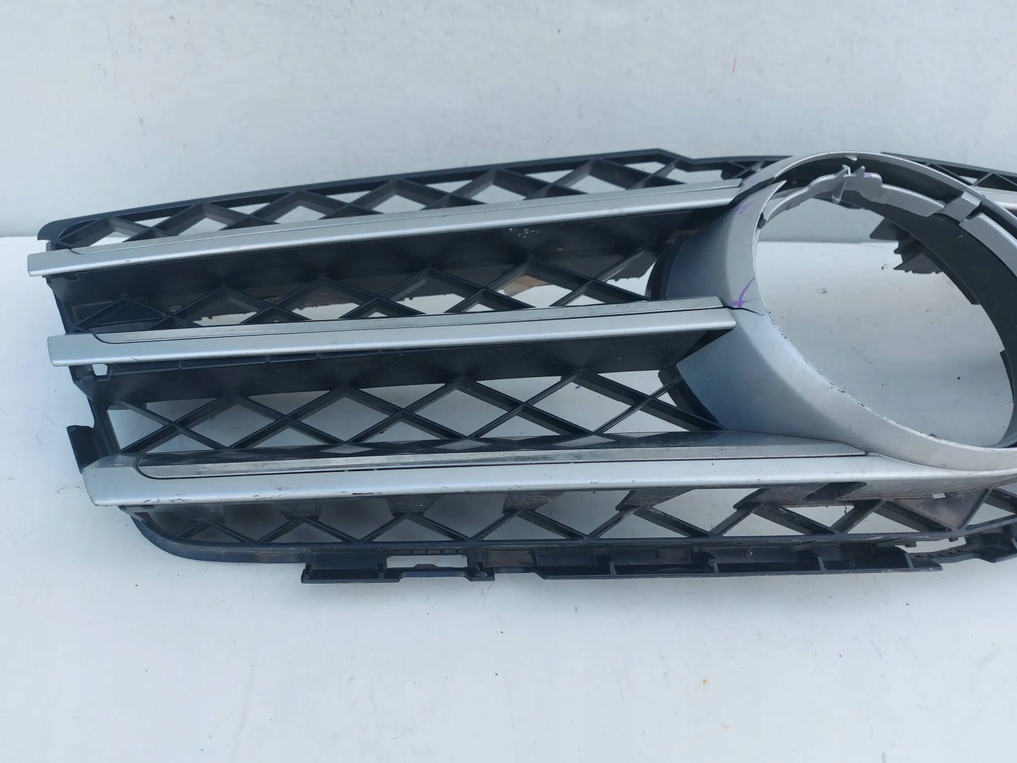 Mercedes-Benz C-Klasse W204 Kühlergrill FRONTGRILL Kühlergitter A2048801583 - Thumbnail 10