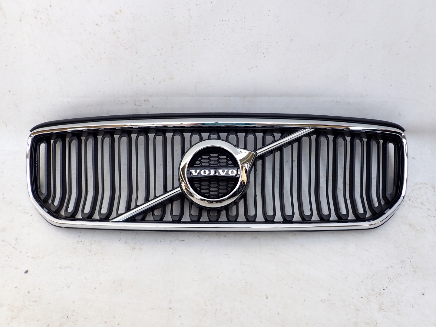 Volvo XC40 Kühlergrill FRONTGRILL Kühlergitter 31457345 - Thumbnail 1