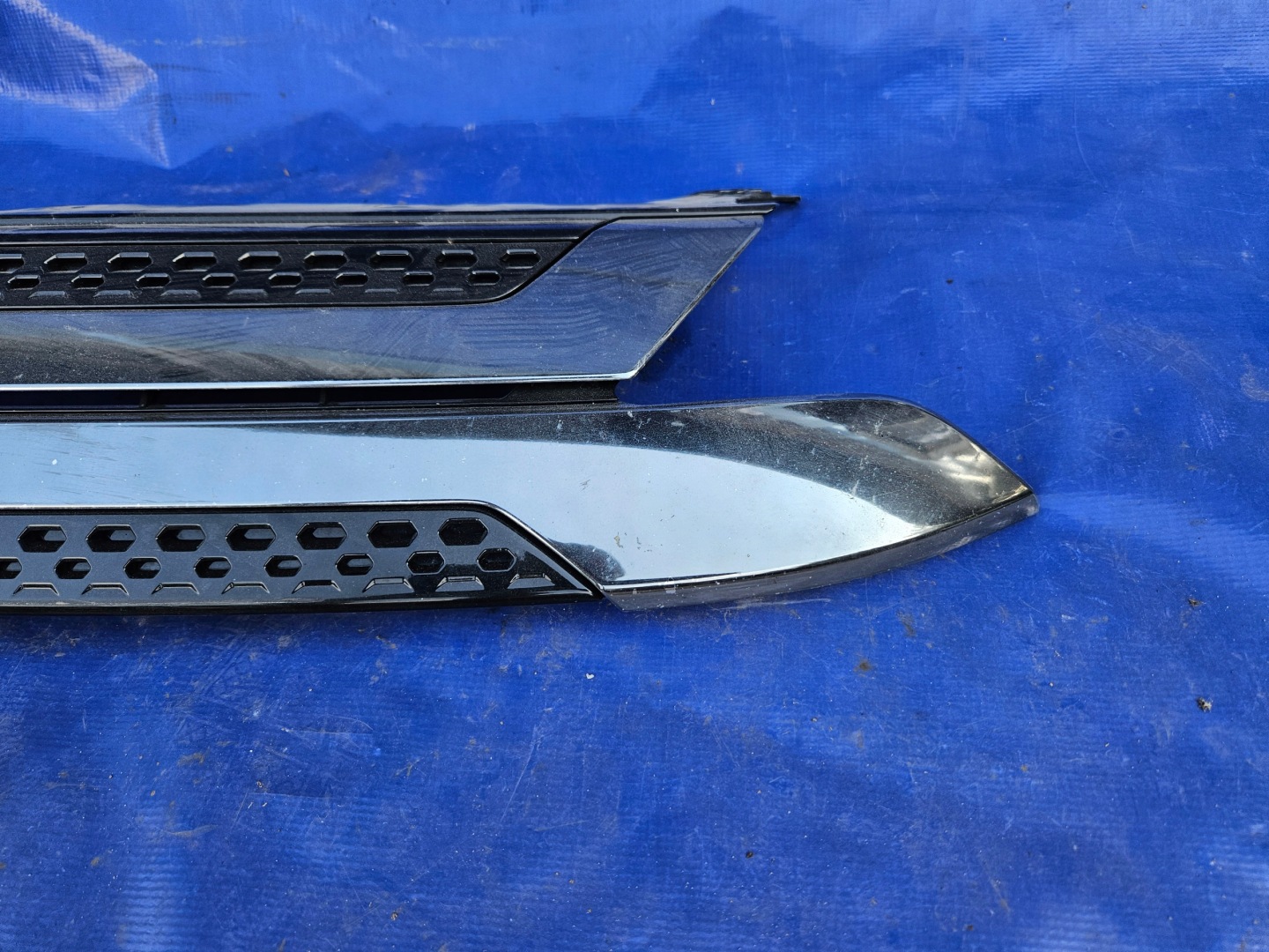 Mitsubishi Outlander CU0W Kühlergrill FRONTGRILL Kühlergitter 7450B308 - Thumbnail 5