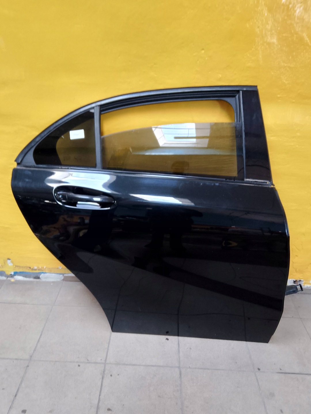 Mercedes-Benz A-Klasse W176 Tür Hinten Rechts Door Porta Porte - Thumbnail 1
