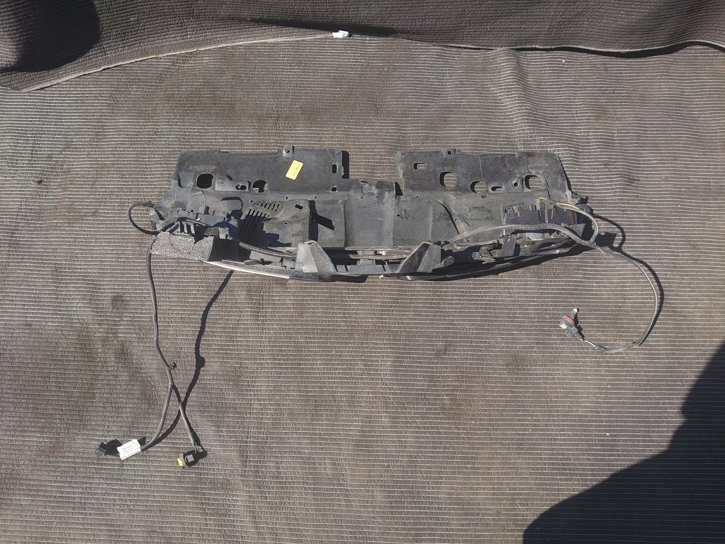 Renault Clio X98 Kühlergrill FRONTGRILL Kühlergitter 628101467R - Thumbnail 4