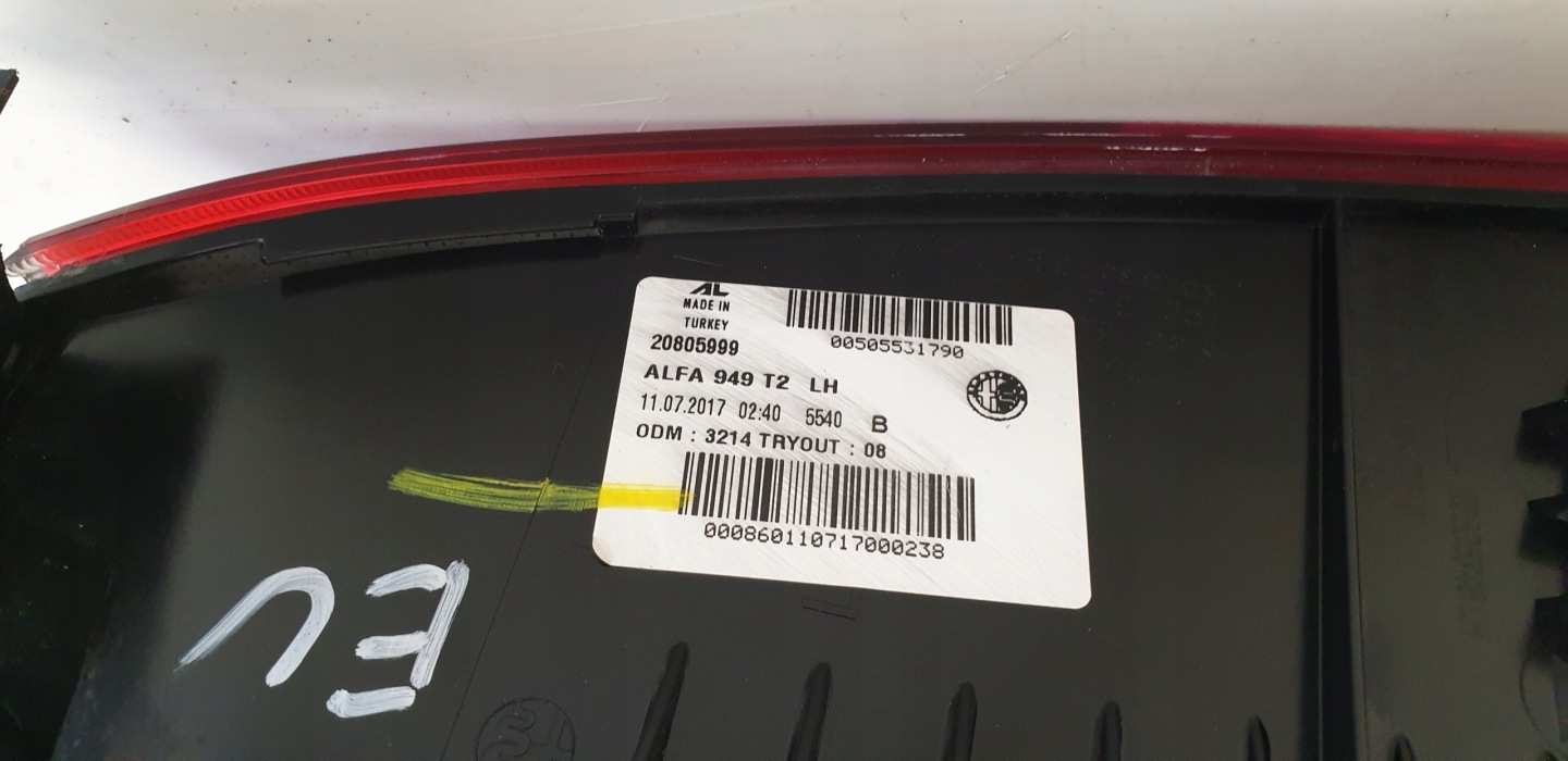 Alfa Romeo Stelvio Typ 949 Rückleuchte Rearlamp - Thumbnail 8