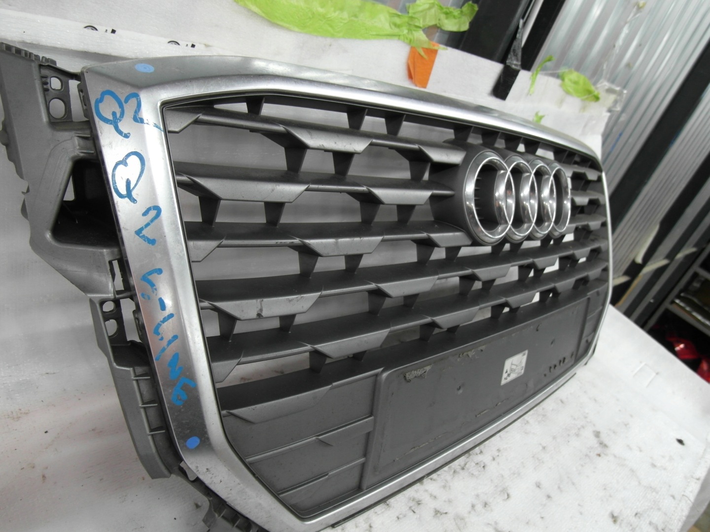 Audi Q2 Kühlergrill FRONTGRILL Kühlergitter - Thumbnail 2