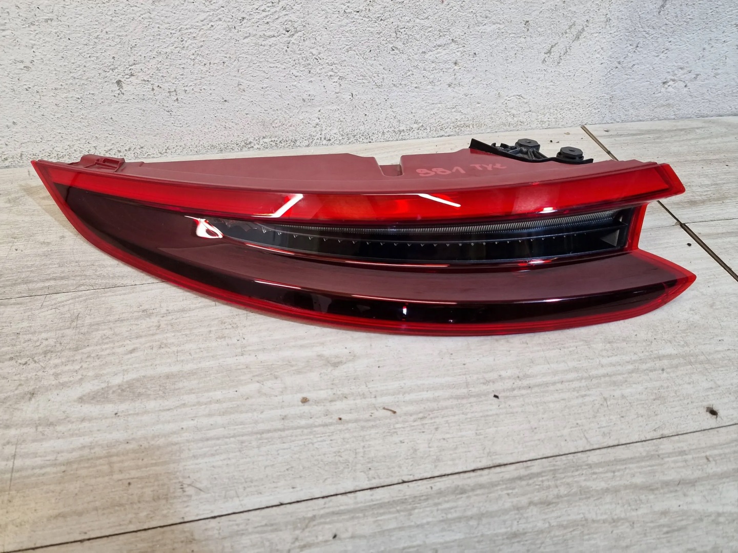 Porsche 911 991 Rückleuchte 99163197302 Rearlamp - Thumbnail 1