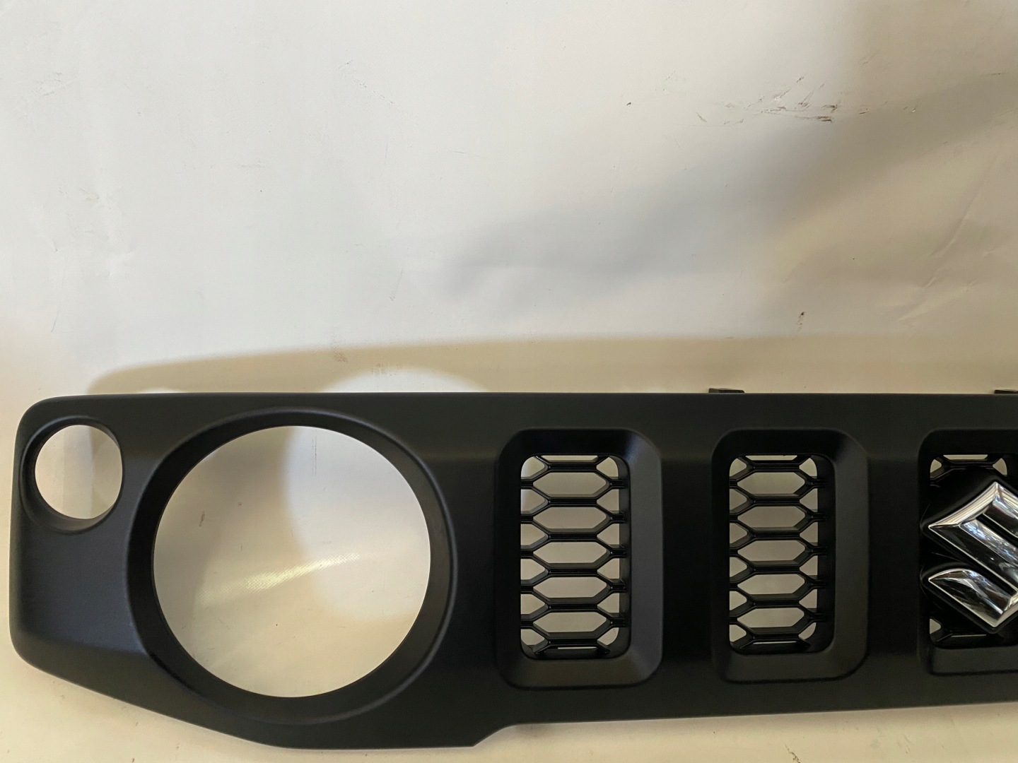 Suzuki Jimny I Kühlergrill FRONTGRILL Kühlergitter 7211178RO - Thumbnail 3