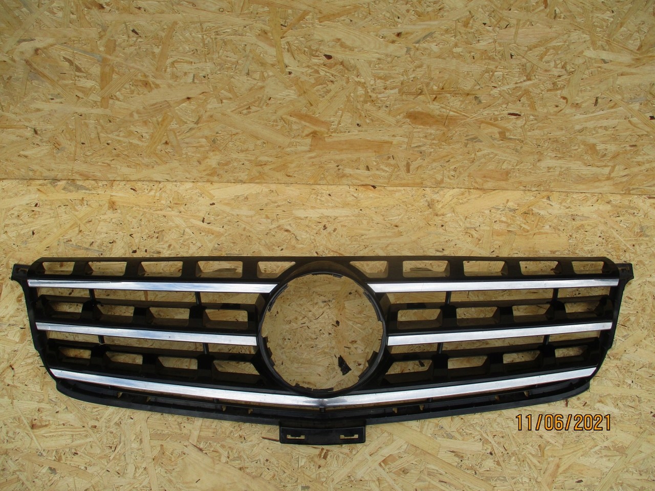 Mercedes-Benz GLE W166 Kühlergrill FRONTGRILL Kühlergitter A1668800123 - Thumbnail 1